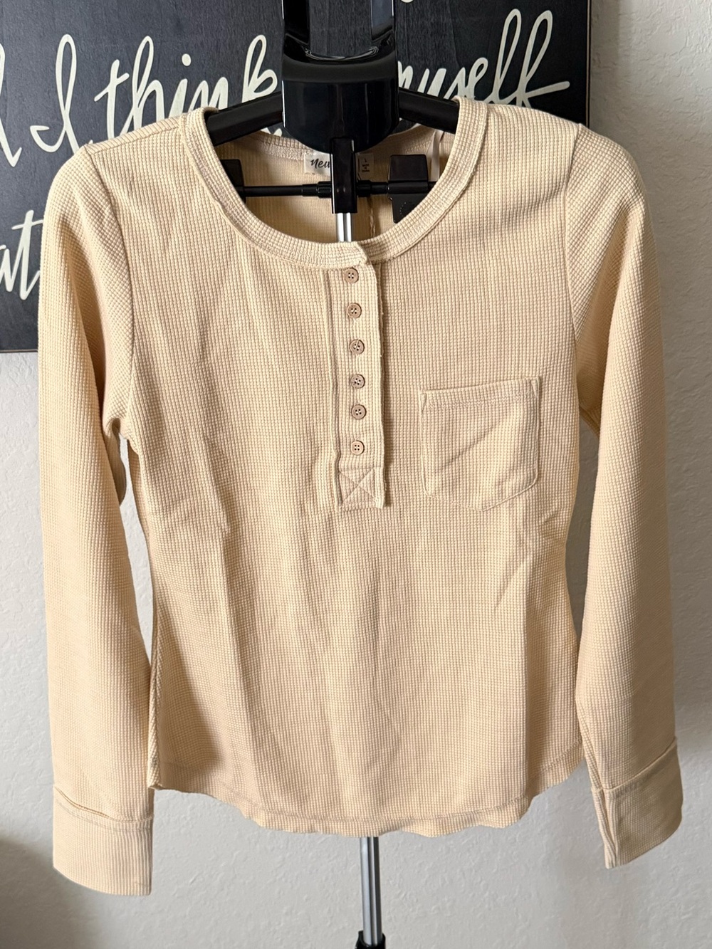 New In Long-Sleeve Waffle Henley Top NWT